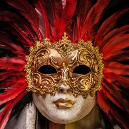 67726a7c1de21_venetian-mask-1283163-1280.jpg