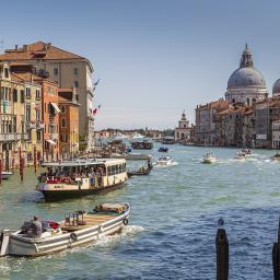 67726a7c7fccc_venice-5090764-1280.jpg